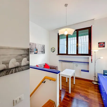 Brunacci Beleven - 5 Min Dai Navigli Apartment *